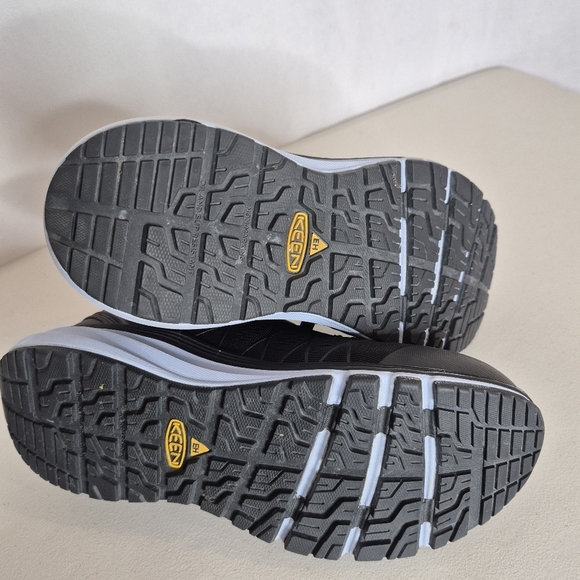 KEEN Women's Utility Vista Energy Low Height Composite Toe Work Shoe - Size 9 - Picture 13 of 15